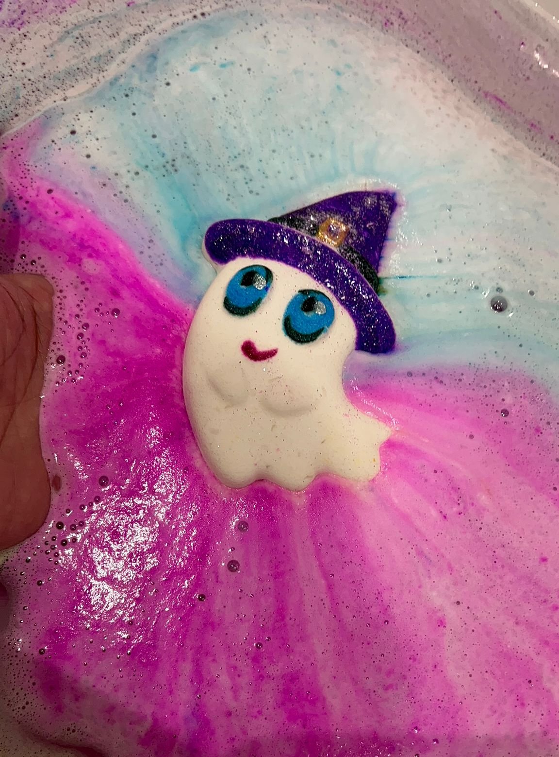 Friendly Ghost - Halloween Bath Bomb