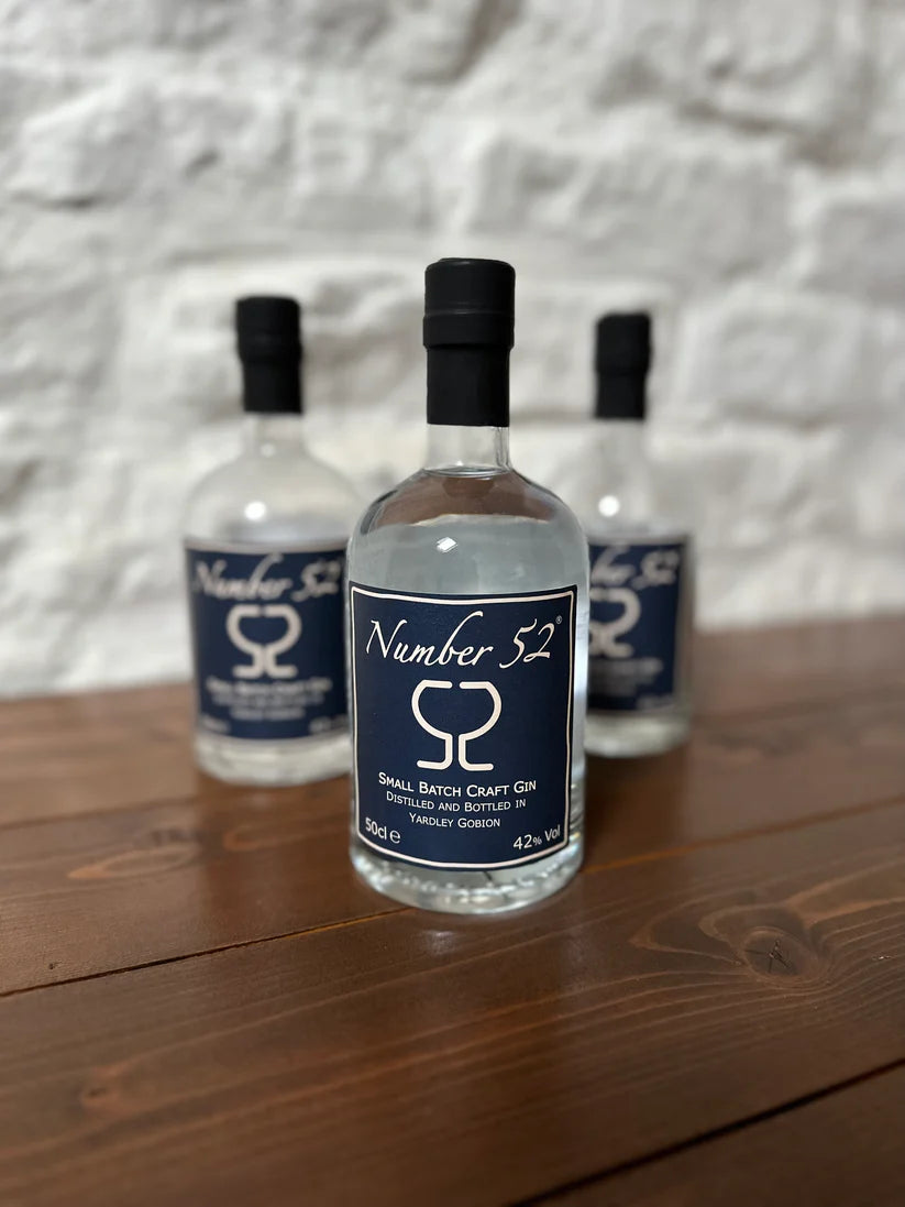 Number 52 Dry Gin (Moorend Distillery)