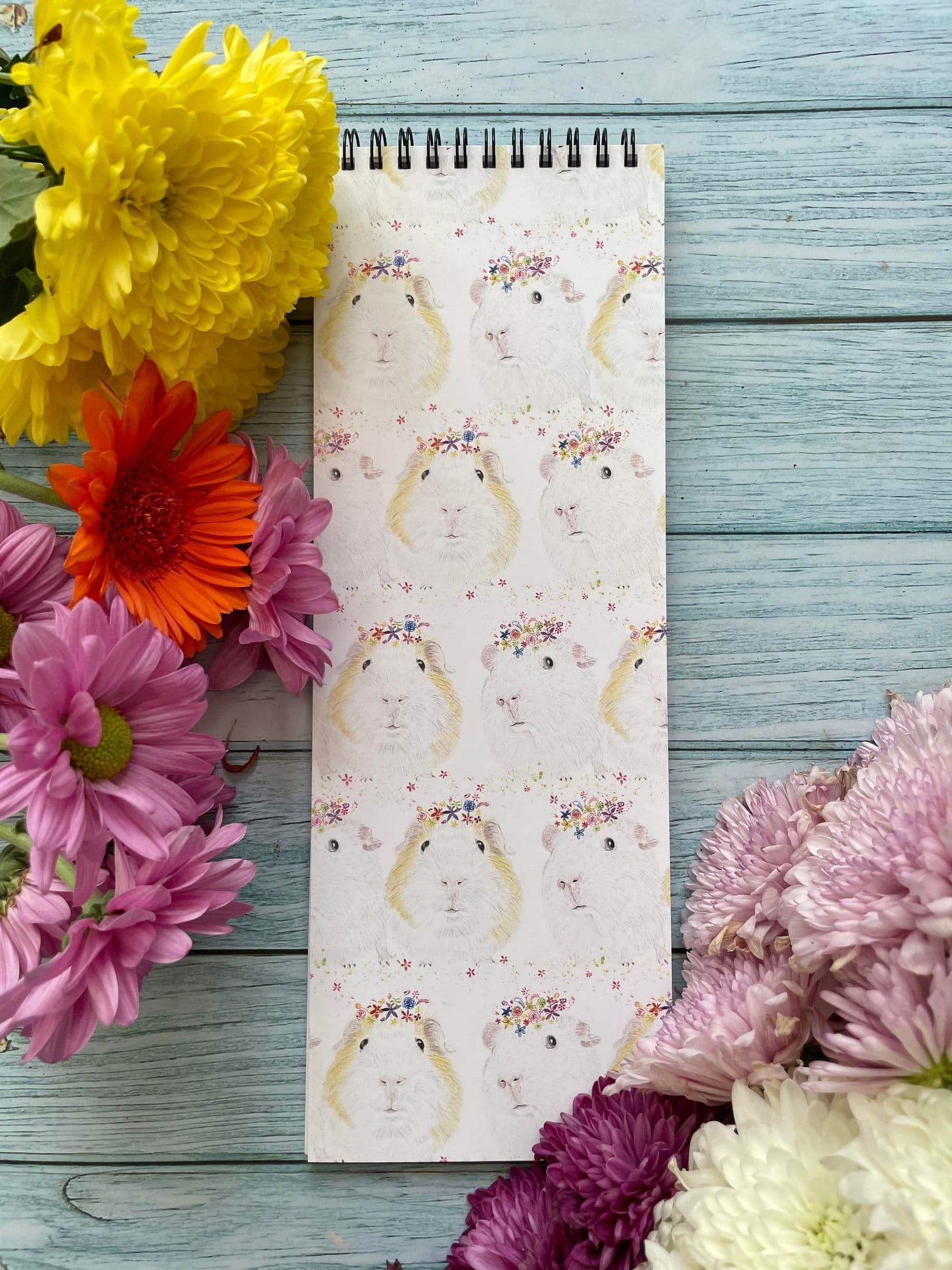 Tall notepad perfect for lists with guinea pig design